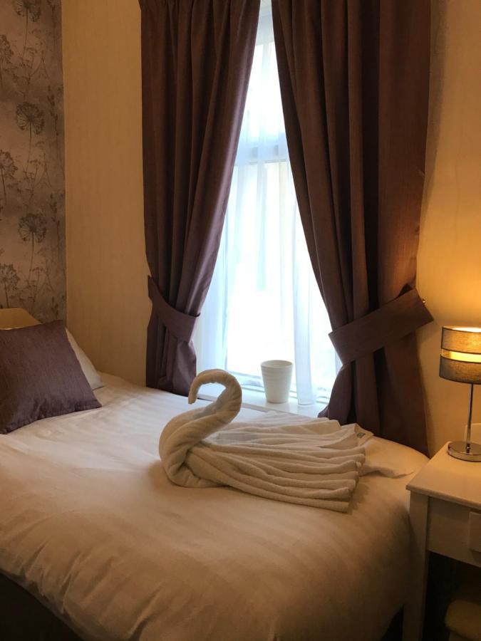 The Strathdon 4* Блэкпул